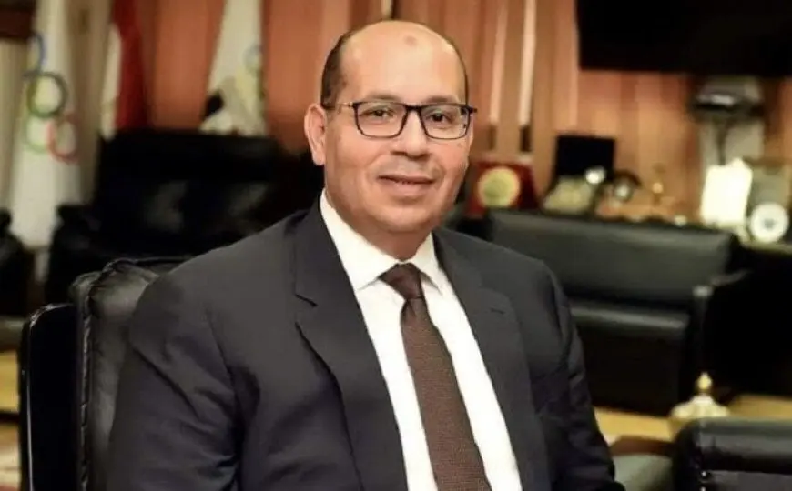 الصين تهنئ ياسر إدريس بتكريم من اللجنة الأولمبية