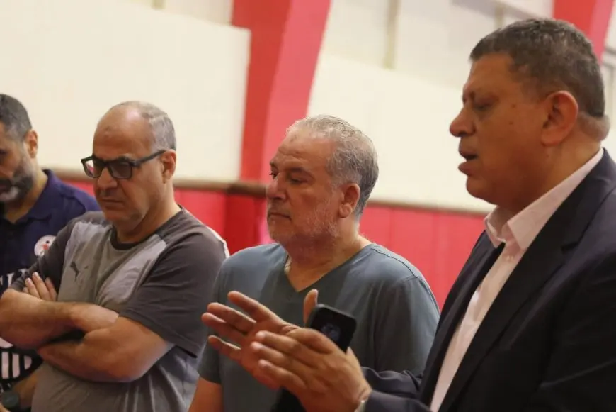 “رئيس اتحاد اليد يقدم حافزًا قويًا لمنتخب الناشئين قبل رحلتهم إلى أوروبا! هل يكونون جاهزين لتحقيق النجاح في مونديال بولندا؟”