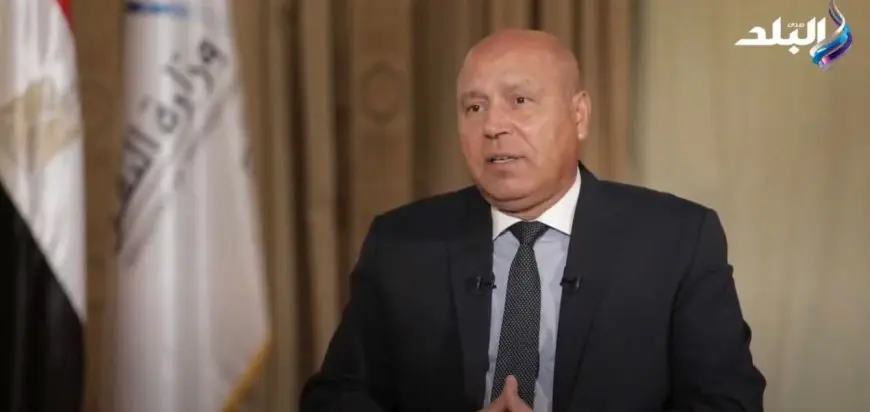 كشف مدوي من كامل الوزير: الوجود الصادم لمصانع كل ساعتين والأسماء تثبت الحقيقة!