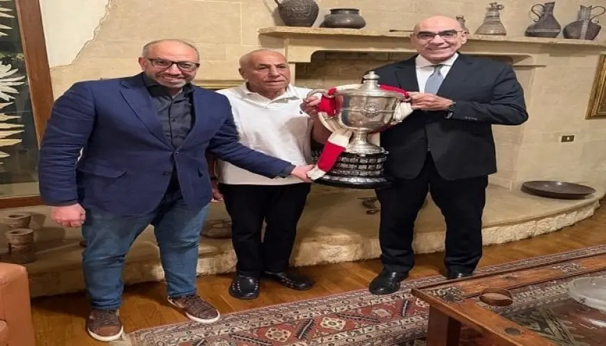 إدارة الزمالك تُحتفل بفوزها بكأس مصر بطريقة لا تصدق في منزل حسين لبيب!