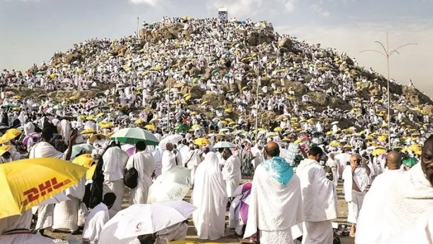 إكتشف كيف يمكن لـ “عناية الحرمين” توفير طواف آمن وسهل لحجاج بيت الله الحرام