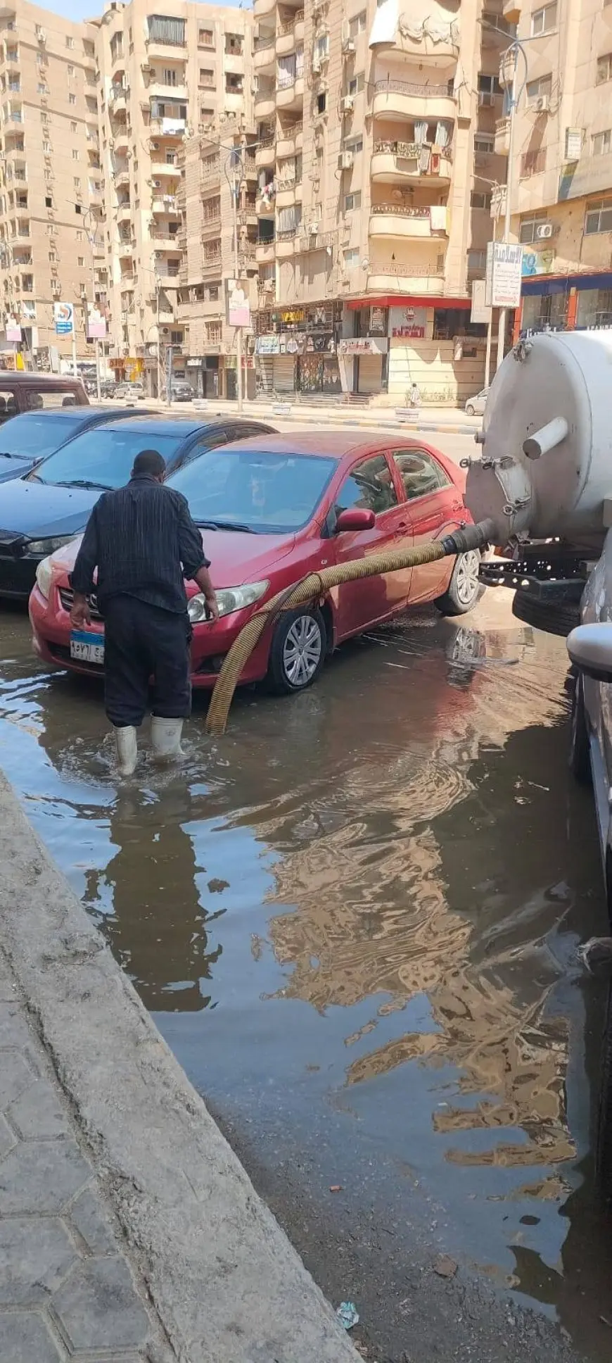 محافظ الجيزة يثبت ولائه للمواطنين بعمل بطولي خلال عيد الأضحى!
