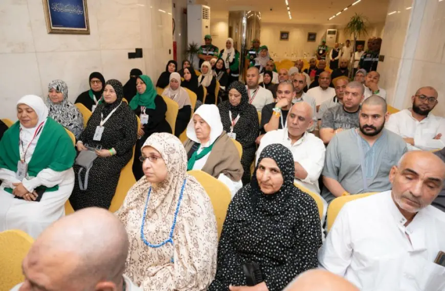 بالصور: بعثة حج الجمعيات الأهلية تنقل أحدث التفاصيل حول عودة الحجاج إلى مصر!
