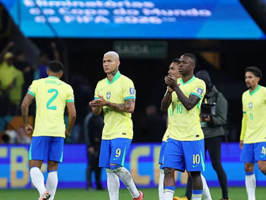 فرحة كبرى في البرازيل بالتأهل إلى كأس العالم 2026 بعد الفوز الساحق على باراجواي!