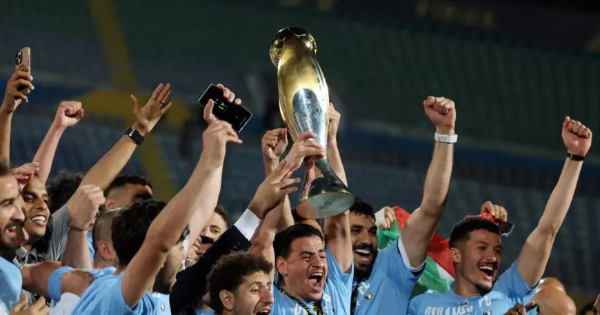 بيراميدز يتصدر الأهلي بالفوز بلقب الأفضل عربياً وإفريقياً!