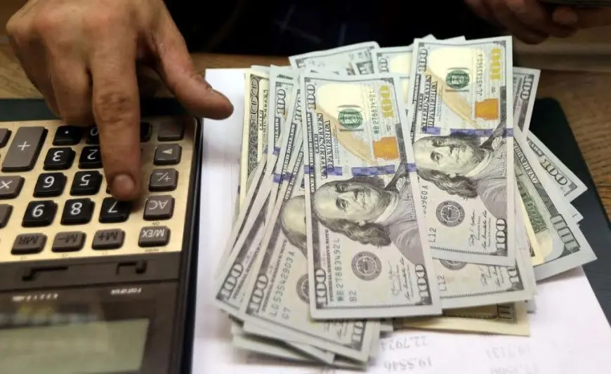 سعر الدولار يحدث ضجة اليوم! تعرف على أحدث الأسعار في البنوك الحكومية والخاصة