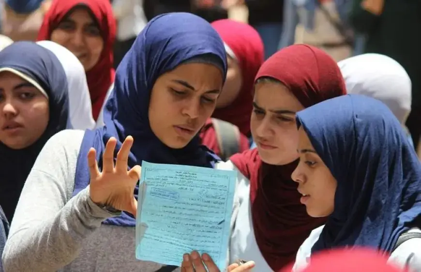 اكتشف جدول امتحانات الثانوية العامة 2025 واطّلع على نموذج الأسئلة الجديد!