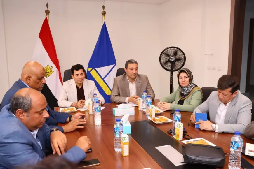 ومفاجأة كبرى: وزير الشباب والرياضة ومحافظ دمياط يجتمعان مع نواب البرلمان في ديوان المحافظة!