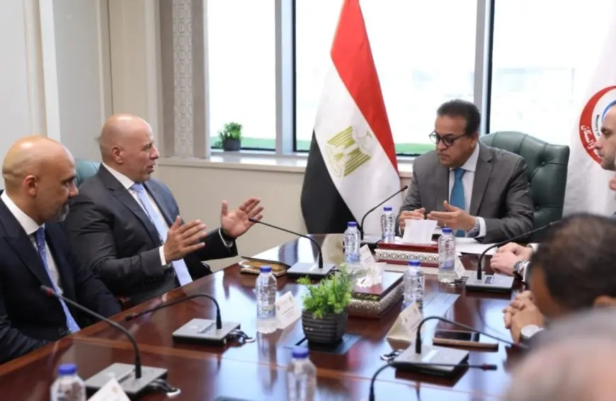 المفاجأة الكبرى: وزير الصحة يعقد اجتماعًا مع شركة عملاقة لتوطين تكنولوجيا السونار في مصر!