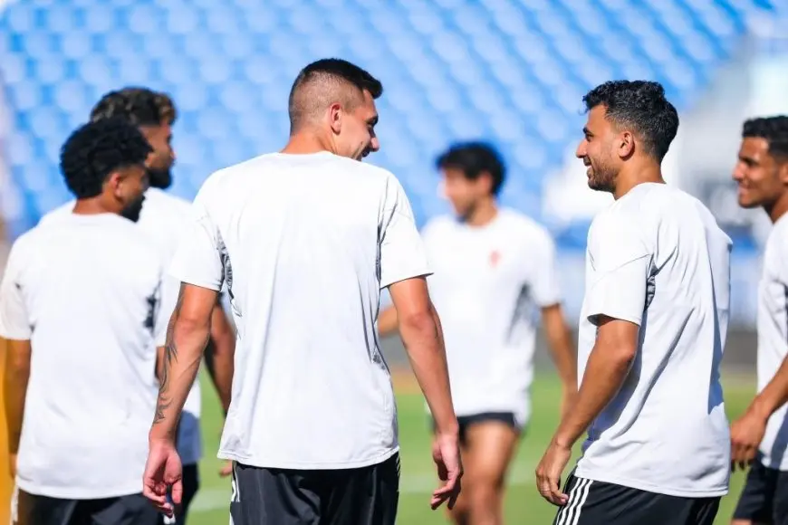الأهلي يتأهب بقوة لمواجهة إنتر ميامي: شاهد أحدث تدريبات الفريق!