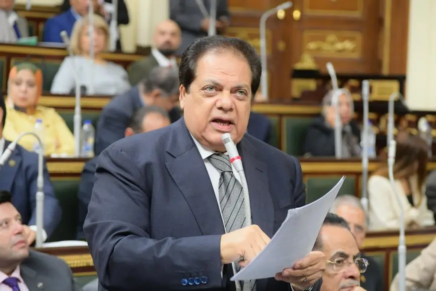“العاصمة الإدارية: اكتشف كيف قام أبو العينين بصنع تاريخ جديد!”