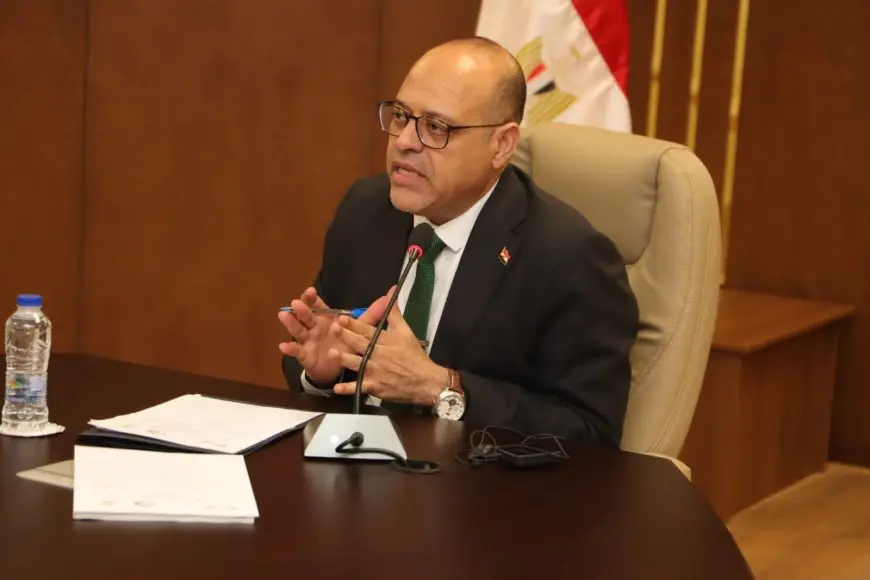 وزير العمل يكشف عن ضرورة حماية الأطفال: “اكتشف الجزء الأساسي من استراتيجيتنا الوطنية!”