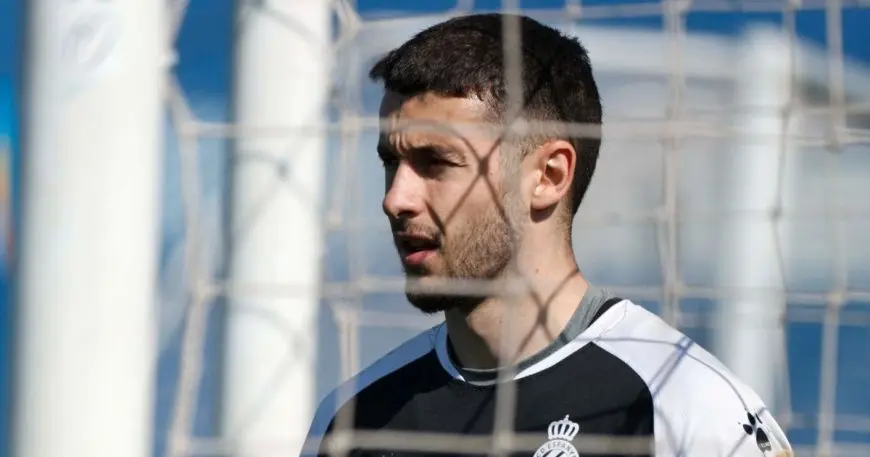 هل برشلونة ينوي التقاعد من الديون بدفع شرط جوان غارسيا؟