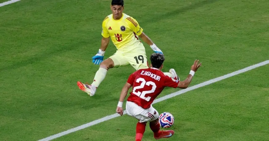 بالفيديو: الأهلي يتعرض لصدمة كبرى في انطلاقة كأس العالم للأندية!