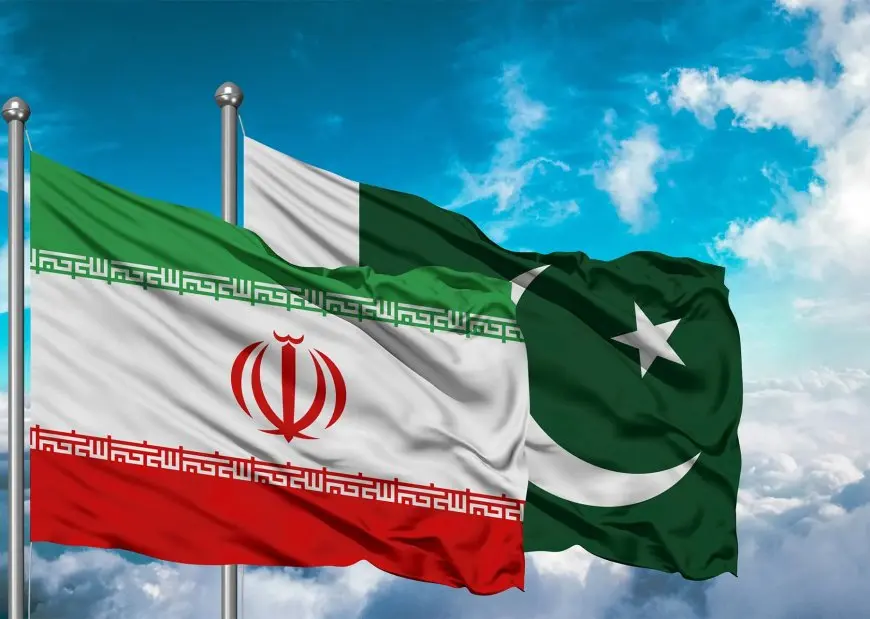 صدمة كبرى: مجلس الشيوخ الباكستاني يقر بالإجماع دعم إيران ضد إسرائيل!