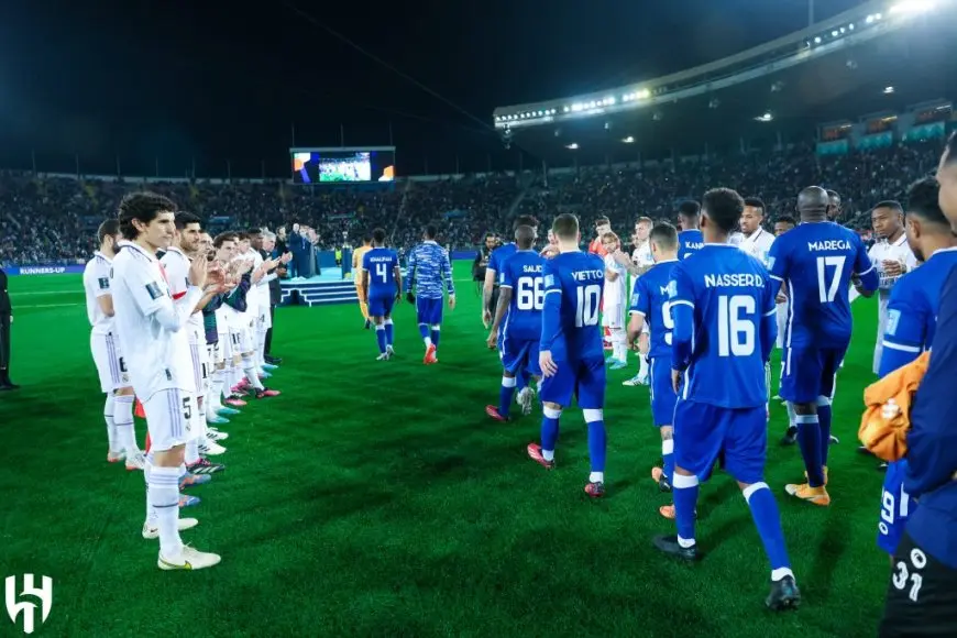 الكشف عن الحكم الشهير الذي سيدير مواجهة الهلال وريال مدريد في مونديال الأندية!