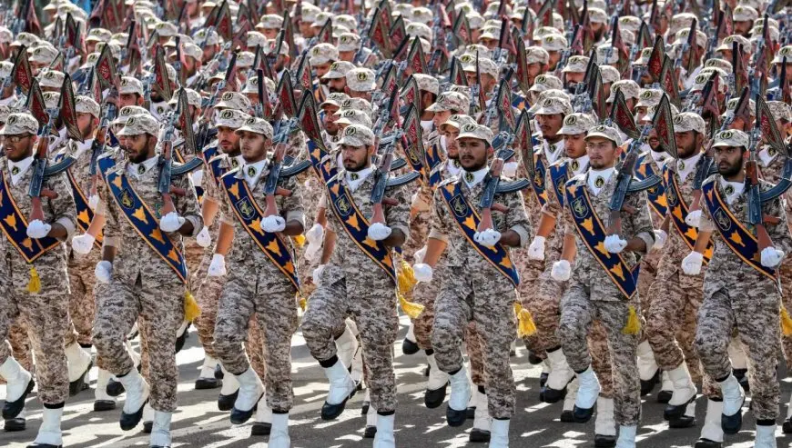 الحرس الثوري الإيراني يصدر تحذيراً للسكان في تل أبيب: اغادروا المدينة الآن!
