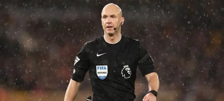 أنتوني تايلور يتولى تحكيم مباراة الأهلي وبالميراس في كأس العالم: تعرف على التفاصيل المثيرة!