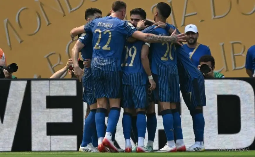 هلال يتصدى لريال مدريد ويضعه في الزاوية خلال الشوط الأول بكأس العالم للأندية