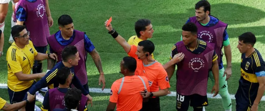 إشتباكات مثيرة تؤدي إلى إيقاف ثلاثي نجوم بوكا جونيورز وبنفيكا في كأس العالم للأندية