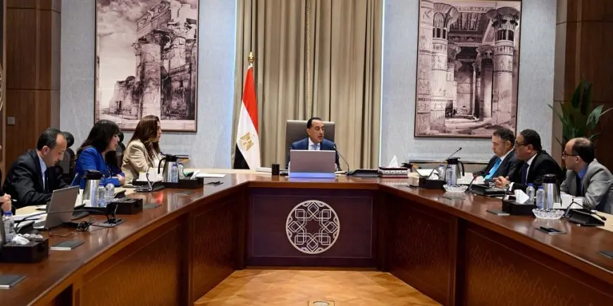 مفاجأة: مدبولي يطلق توجيهات صارمة لفنادق البحر الأحمر بشأن تشغيل محطات تحلية المياه!
