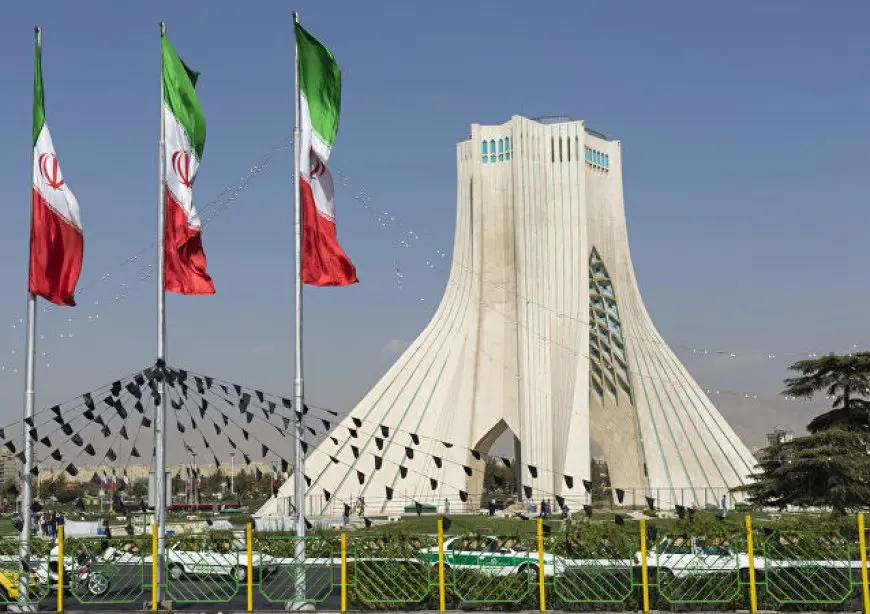 هذا ما حدث لمستشار خامنئي بعد الهجوم الإسرائيلي!