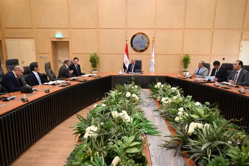 وزير الصناعة يكشف عن موعد وصول أول قطار للخط الرابع لمترو القاهرة! تعرف على التفاصيل الكاملة الآن