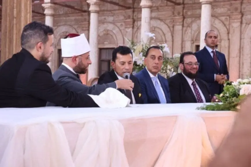 وزير الرياضة يُدهش الجميع بحفل عقد قران ابنته بحضور الرئيس وشخصيات مهمة! الصور تكشف تفاصيل الحفل الراقي