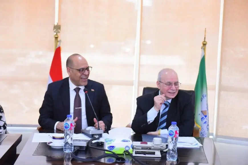 وزير العمل يحطم الحواجز مع اتحاد مقاولي التشييد والبناء: تعرف على خطة التعاون لدعم العمالة وتنمية المهارات!