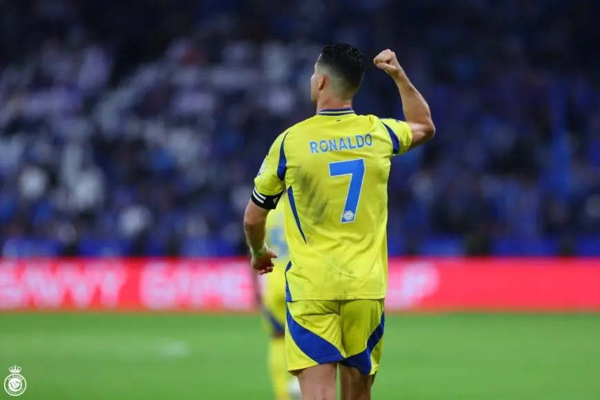 “الكشف عن صفقة تجديد عقد رونالدو مع النصر حتى 2026! لا تفوت التفاصيل”