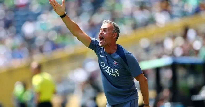 لن تصدق ما قاله لويس إنريكي عن أرضيات ملاعب كأس العالم!