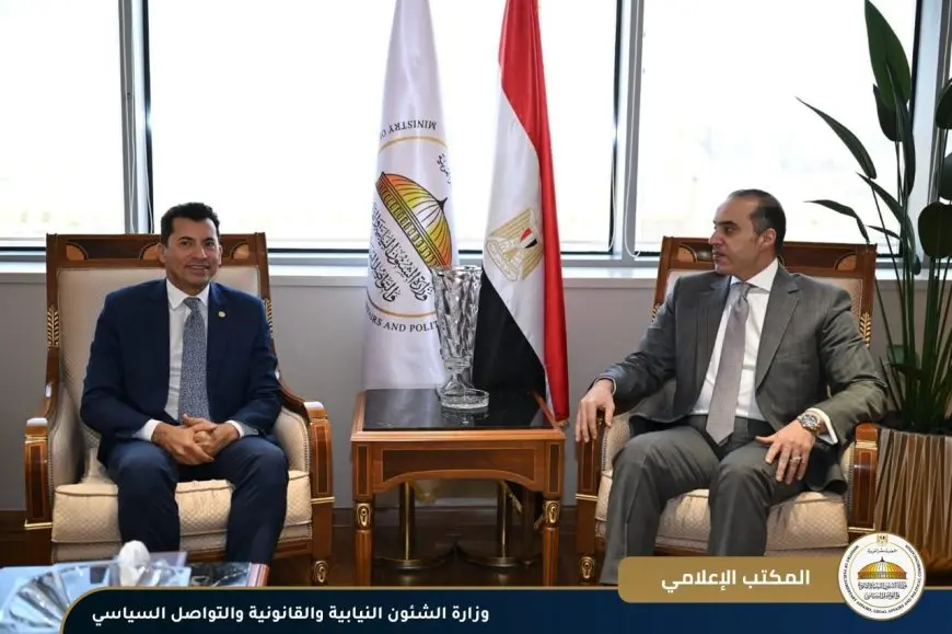 وزير الشؤون النيابية يعلن عن خطة جريئة لتبسيط السياسات والقوانين! اكتشف كيف ستصلك المعلومات عبر القنوات المباشرة الرسمية!