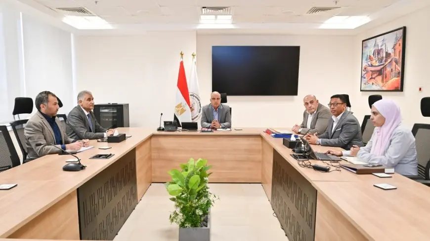 وزير الري يكشف عن خطة سرية لتحويل مياه الجوفية إلى دموع من الفرحة!
