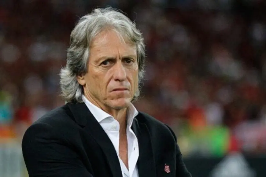 مفاجأة كبرى: مدرب الهلال السابق يتجه نحو تدريب النصر!