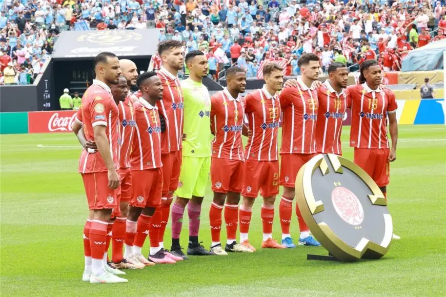 صدمة في الوداد المغربي: تعرف على قرار تسريح 20 لاعب بعد خروجهم من مونديال الأندية!