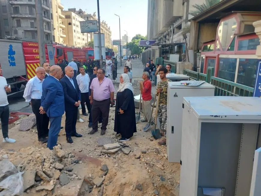 المصرية للاتصالات تحقق انجازاً كبيراً بتركيب 4 كبائن جديدة أمام السنترال!
