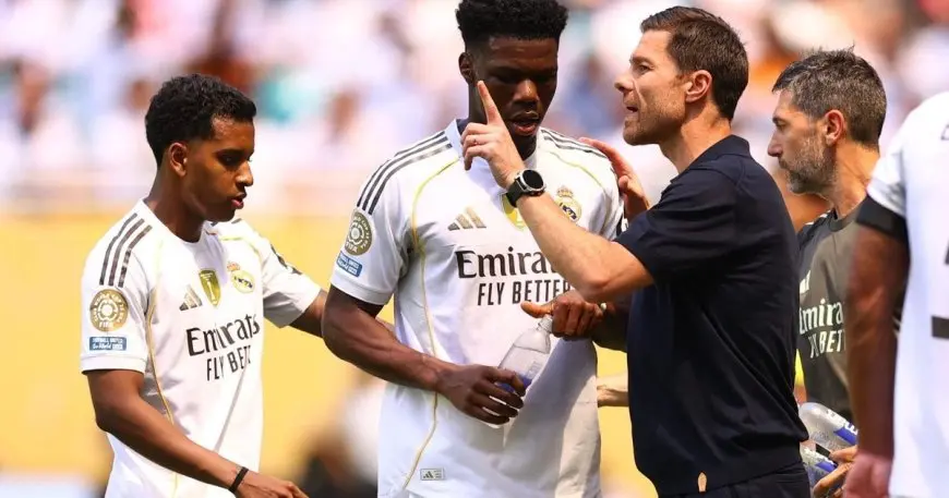 هل يعود رودريغو إلى ريال مدريد؟ اكتشف ما قاله تشابي