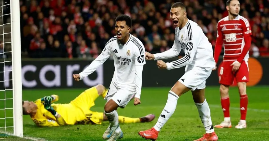 “رودريغو يثير الجدل برفض عرض النصر ويكشف عن شروطه القاسية لإدارة ريال مدريد في جلسة حصرية!”