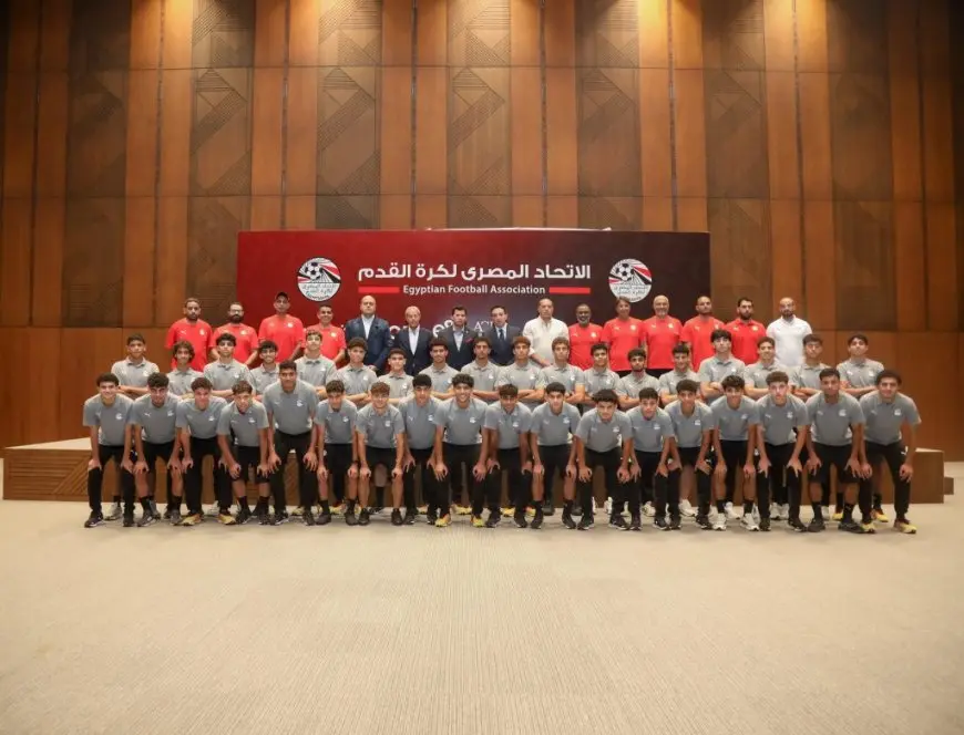 وزير الشباب والرياضة يحل ضيفاً على معسكر منتخب ١٧ سنة ويكشف عن تفاصيل استعداداتهم المثيرة لكأس العالم!