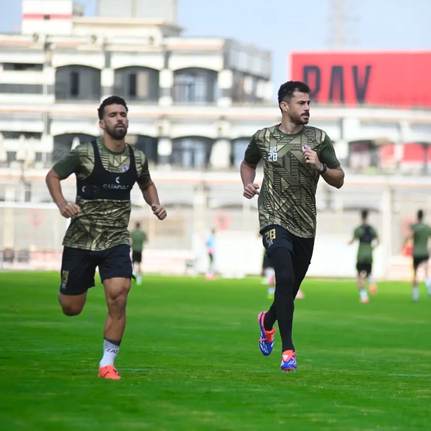 تعرف على التقسيمة الفنية الرائعة التي قام بها لاعبو الزمالك قبل مواجهة أورانج!