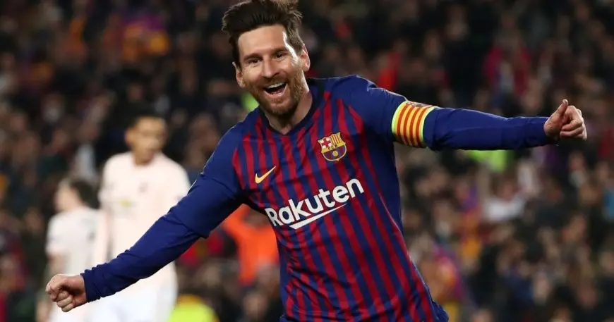 عودة مذهلة: ميسي يعود إلى برشلونة في كامب نو!