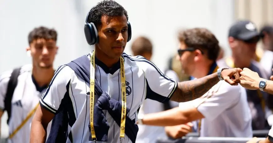 هل يمكن لجناح ريال مدريد تحدي محمد صلاح في ليفربول؟