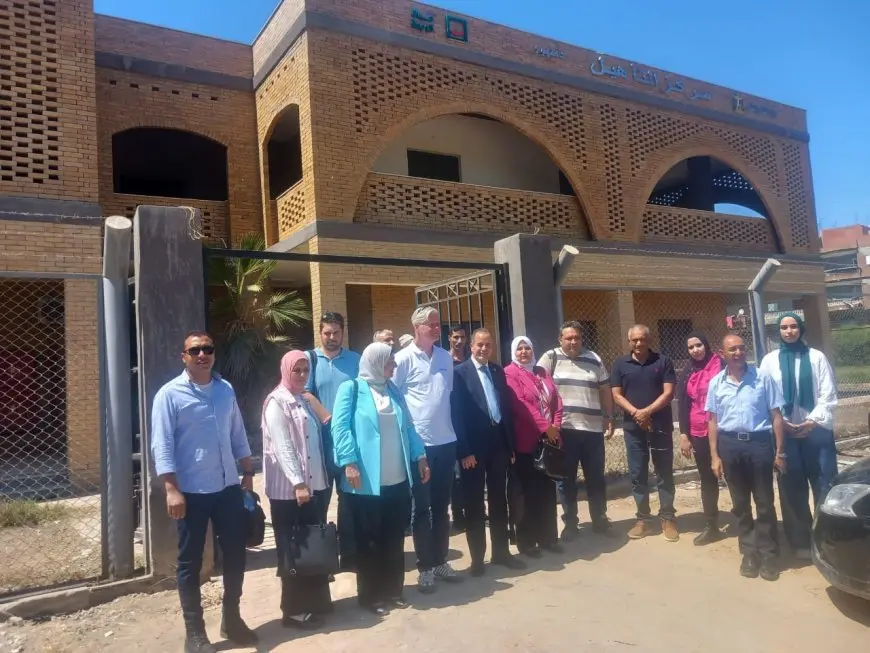كشف حصري: مفاجأة وفد شركة ألمانية يزور مواقع تجميع الأطراف الصناعية في مشروع توطين الصناعة – لا تفوت الصور!