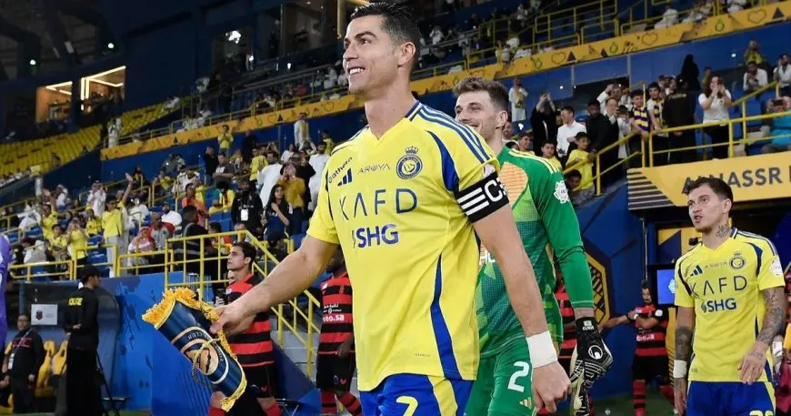 كريستيانو يتوج بجائزة هدف العام في دوري روشن السعودي!