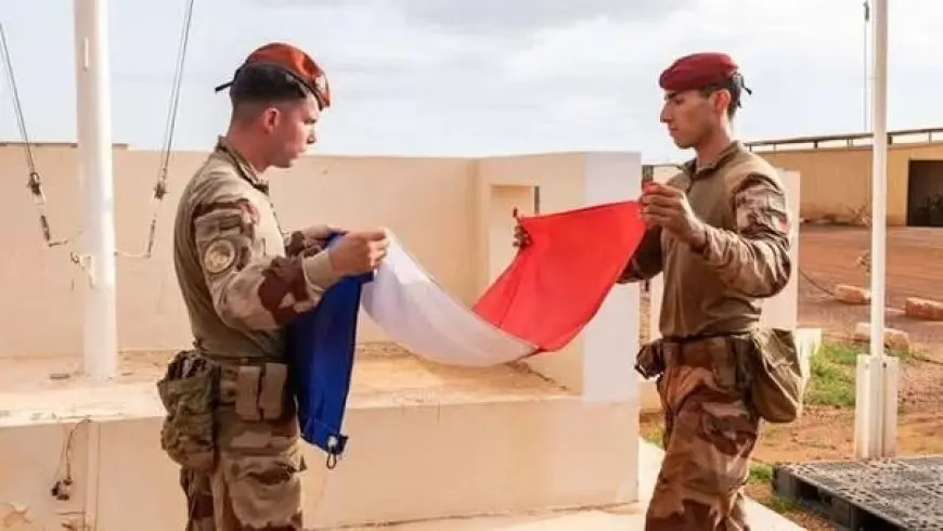 فرنسا تسحب قواتها العسكرية الأخيرة من السنغال بعد عقود من التواجد!