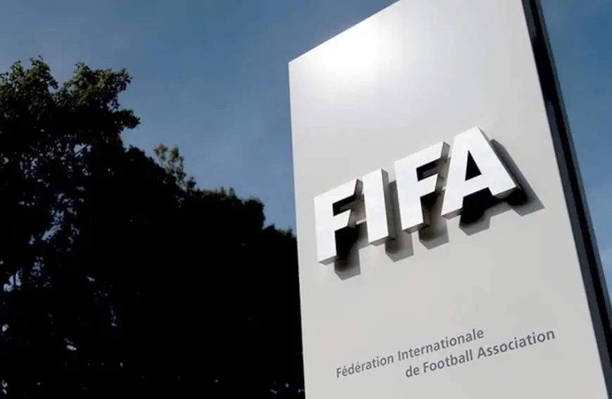 هل تعتزم الفيفا تغيير توقيت بطولة كأس العالم للأندية؟ اكتشف التفاصيل الآن!