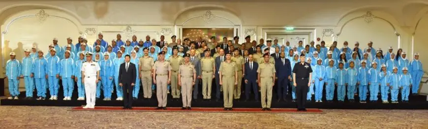 الفريق أول عبد المجيد صقر يُكرم أبطال القوات المسلحة بسبب إنجازاتهم الرياضية الرائعة