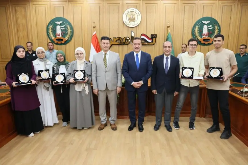 مفاجأة رائعة: تكريم أوائل الثانوية بولاية المنوفية! تعرف على التفاصيل وشاهد الصور الحصرية!