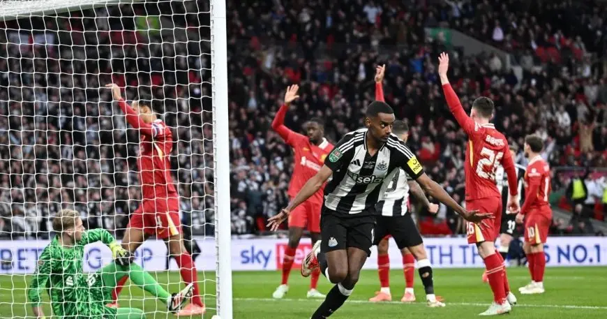 إيزاك يعلن رغبته بالانتقال.. ليفربول يظل في الصدارة