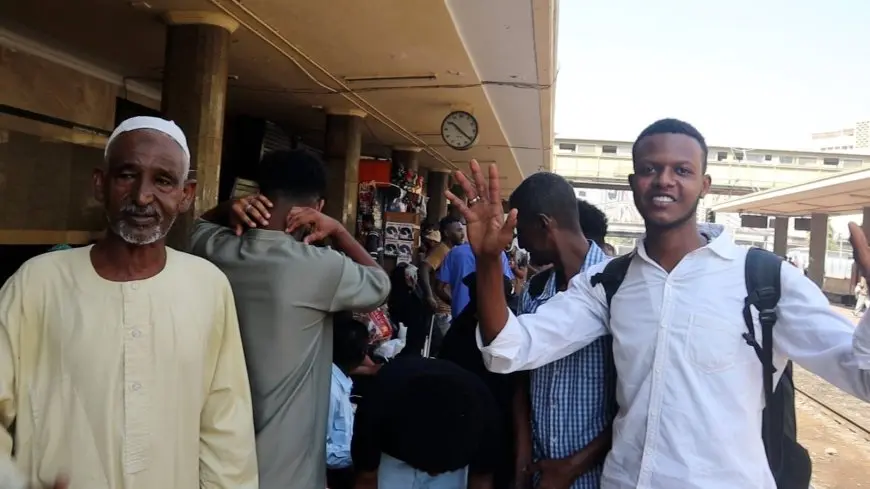 السكة الحديد تبدأ تشغيل القطار الثاني لدعم العودة الطوعية للأشقاء السودانيين